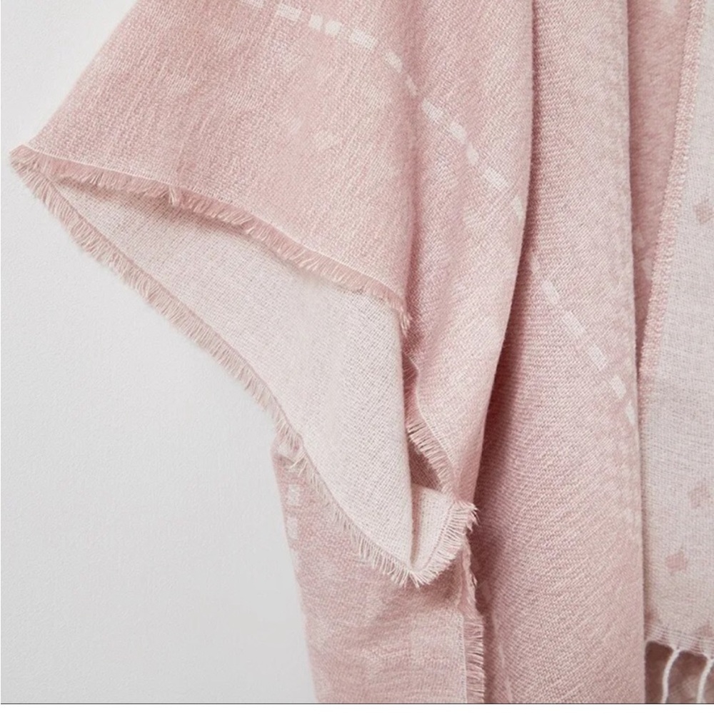 Gentle Fawn Hermosa Kimono - Picture 5 of 8